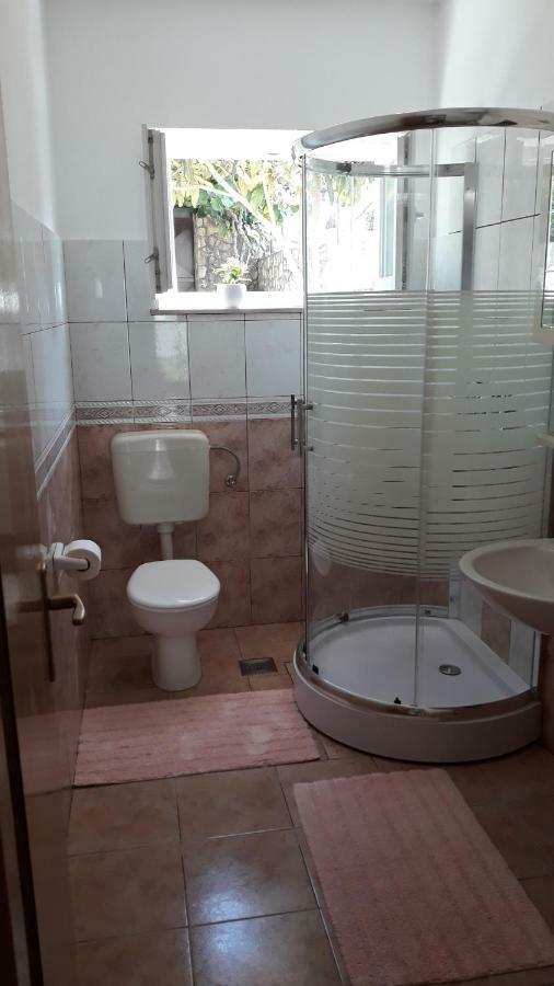 Apartment Ivo Трогир Екстериор снимка
