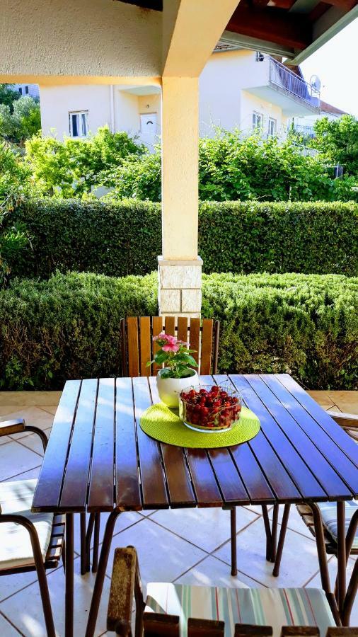 Apartment Ivo Трогир Екстериор снимка